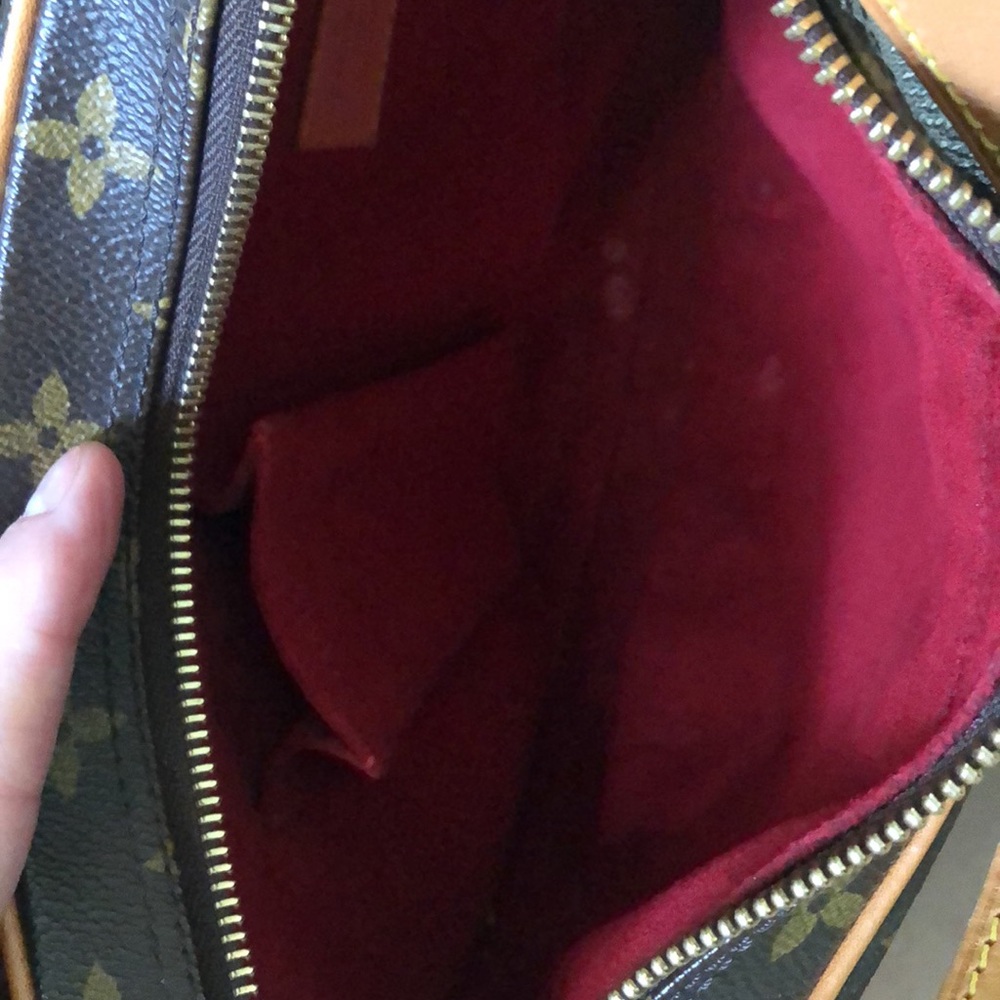 Louis Vuitton Crescent Bag - Picture 8 of 12